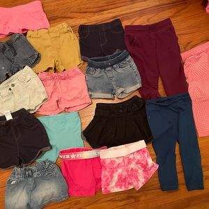 Lot is 2t girl bottoms